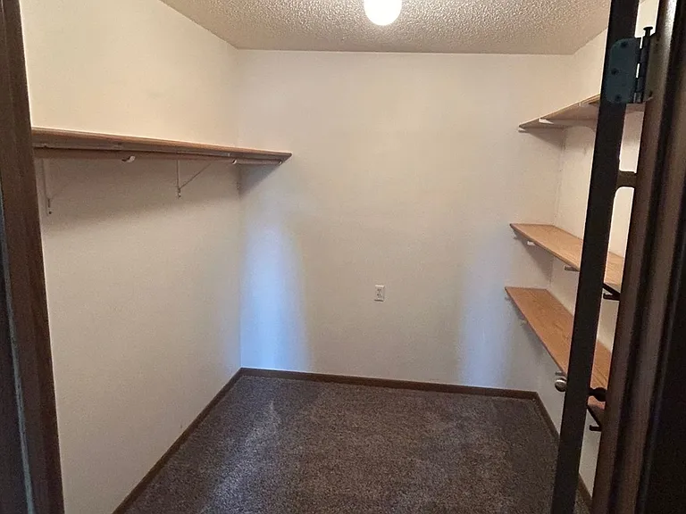 1025 Lincoln Ave SW #201 — Photo 7