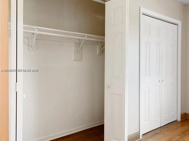 1955 NE 135th St #308 — Photo 6