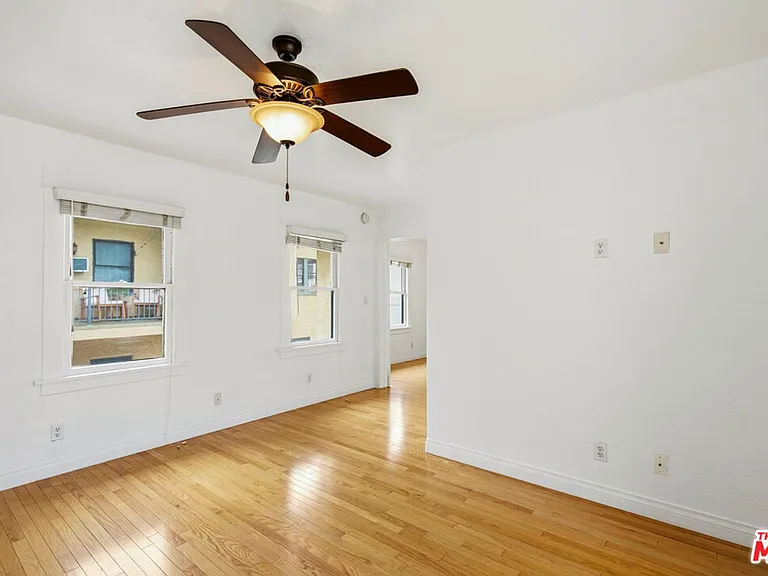 4427 Finley Ave — Photo 21