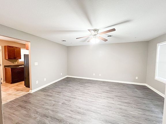 4th image of 306 Rowand Ct Unit C