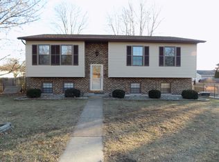 206 Dale St, Waterloo, IL 62298