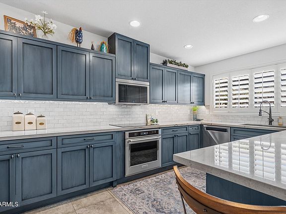 5th image of 37222 N TOM DARLINGTON Drive #11