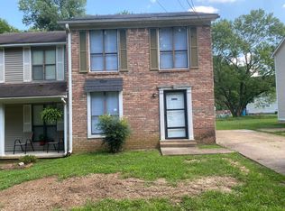 2004 N Royal St, Jackson, TN 38305