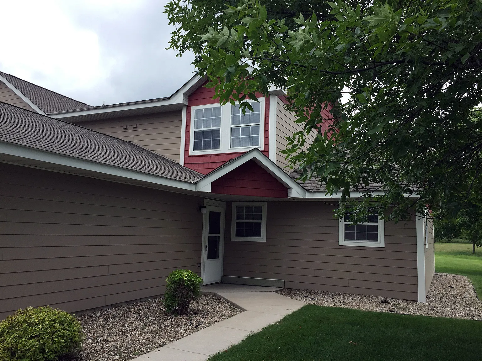 Countryside Townhomes — Photo 4