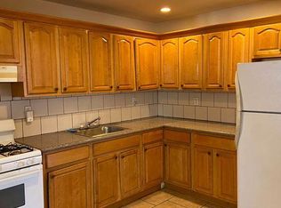 17216 Highland Ave, Jamaica, NY 11432