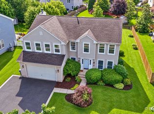 1831 Haverford Dr, Algonquin, IL 60102