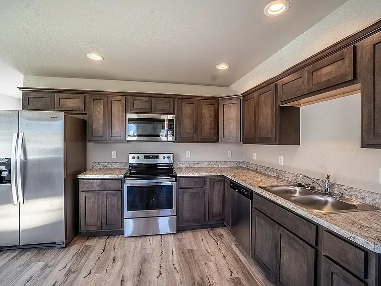 1300 Bunson Blvd — Photo 12