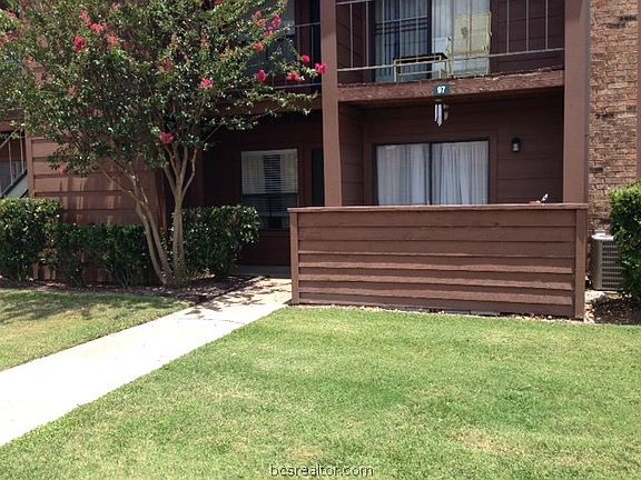 2nd image of 904 University Oaks #97