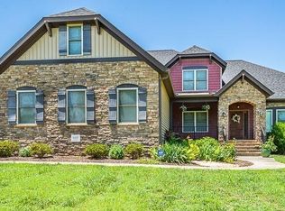 8445 Colemanden Dr, Mechanicsville, VA 23111