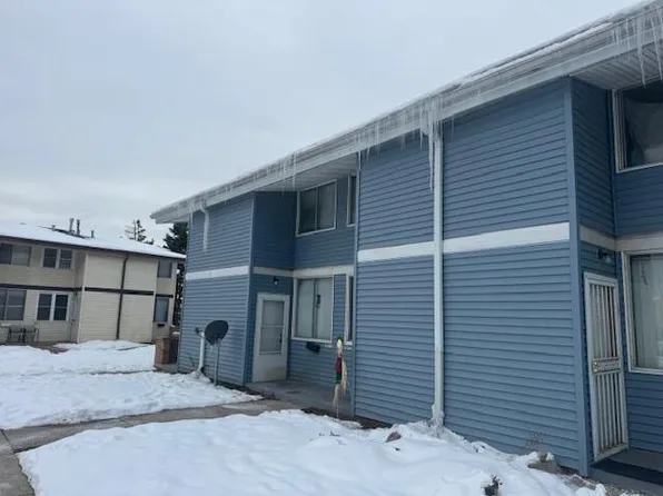 8877 N Swan ROAD #B, Milwaukee, WI 53224