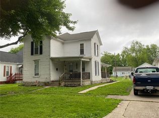 708 Lafayette Ave, Mattoon, IL 61938