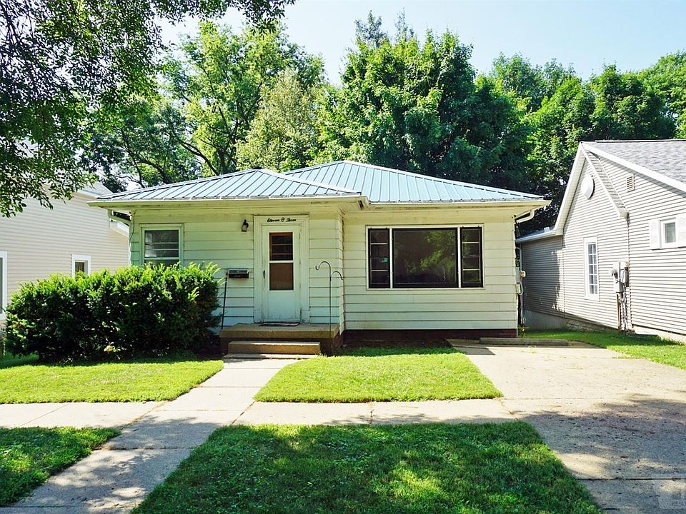 1st image of 1103 Park St