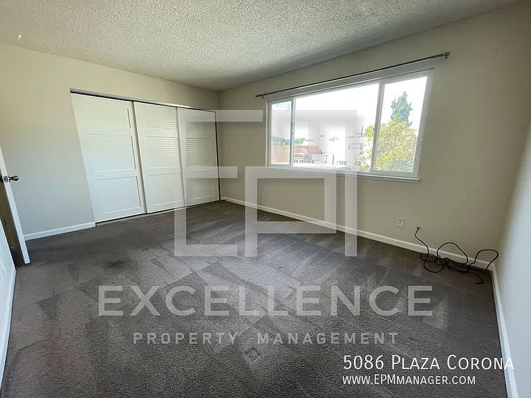 5086 Plaza Corona — Photo 6