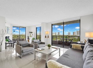Parc Central, Aventura, FL 33180