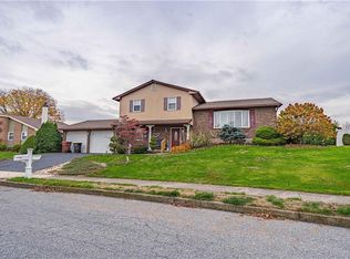 1744 Michael Dr, Whitehall, PA 18052