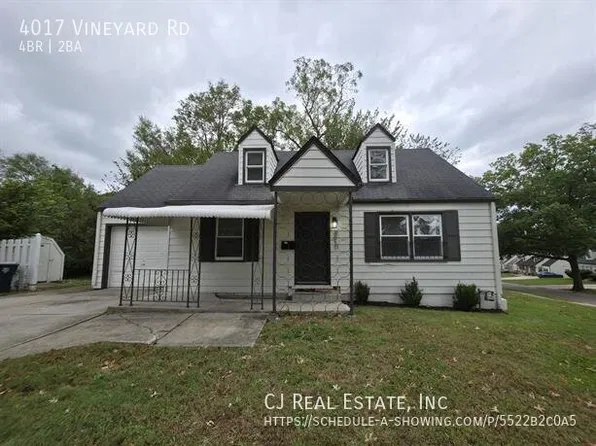 4017 Vineyard Rd, Kansas City, MO 64130