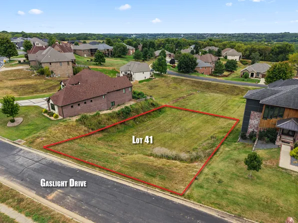 1568 W Gaslight Drive, Springfield, MO 65810