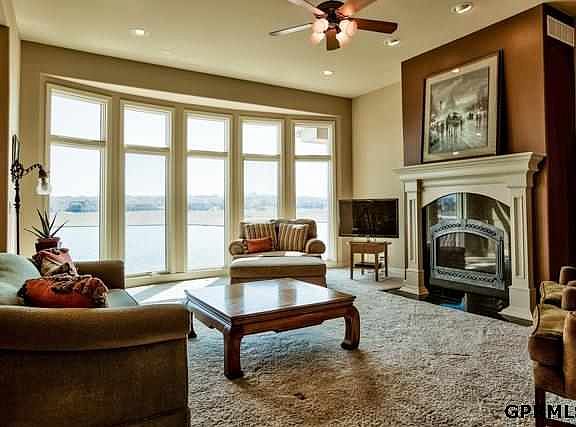 5th image of 3757 S 196th Ave