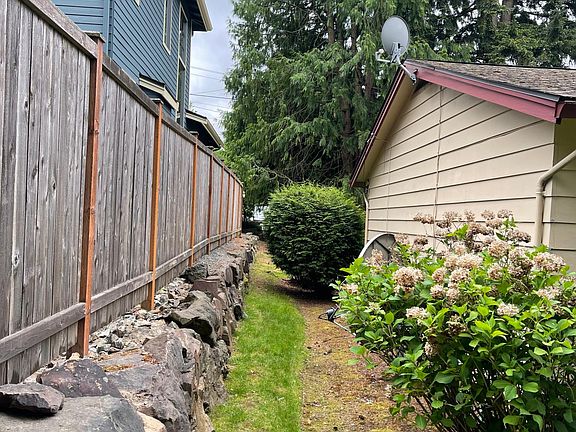 3rd image of 11206 NE 60th St