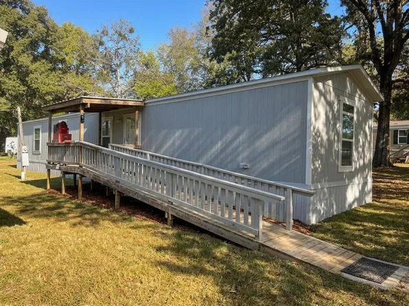 158 Oakland St, Kilgore, TX 75662