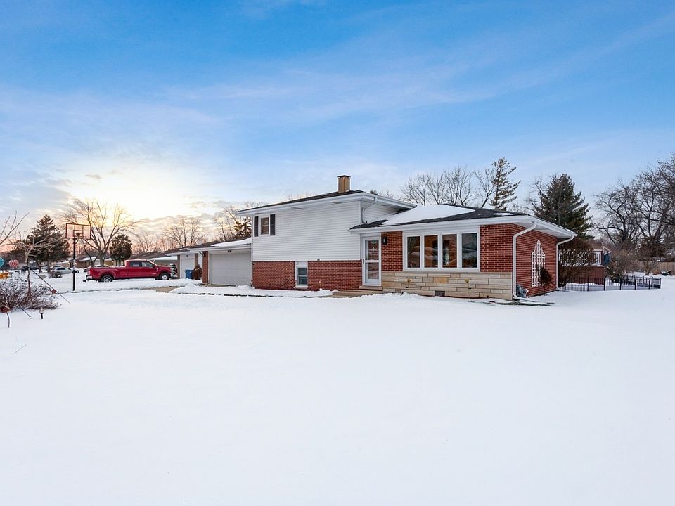 1st image of 1026 Cuyahoga Dr