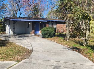 6403 LUCENTE Drive, Jacksonville, FL 32210