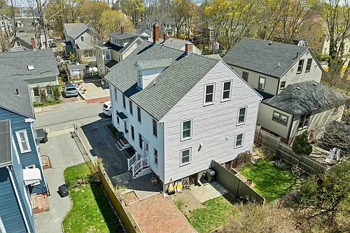 16 Chestnut St Photo 1