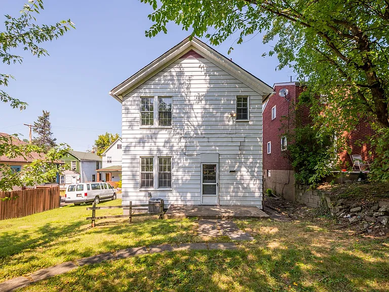 2810 Freeland St — Photo 17