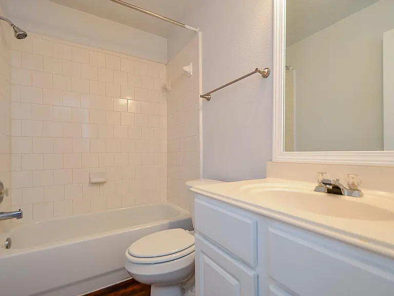 14410 Pelican Marsh Dr — Photo 30