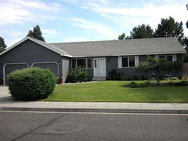 1st image of 4112 W Riverhill Dr