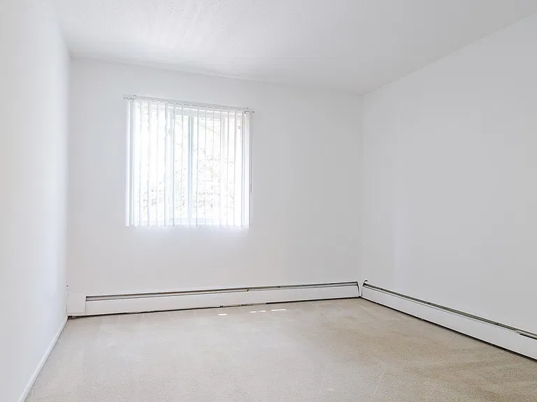 3452 Emerson Ave S — Photo 11