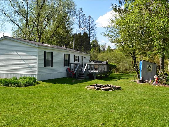 3rd image of 144 Bonnie Brook Rd