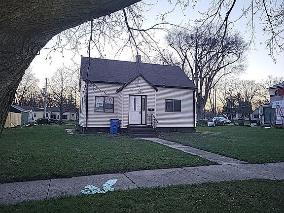 3rd image of 315 Central Ave