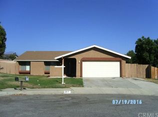 2817 Oleander Ct, Highland, CA 92346