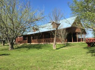 110 Quail Lake Dr E, Whitney, TX 76692