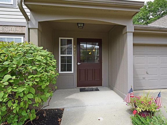 2nd image of 9913 Edgewood Ln #7-F