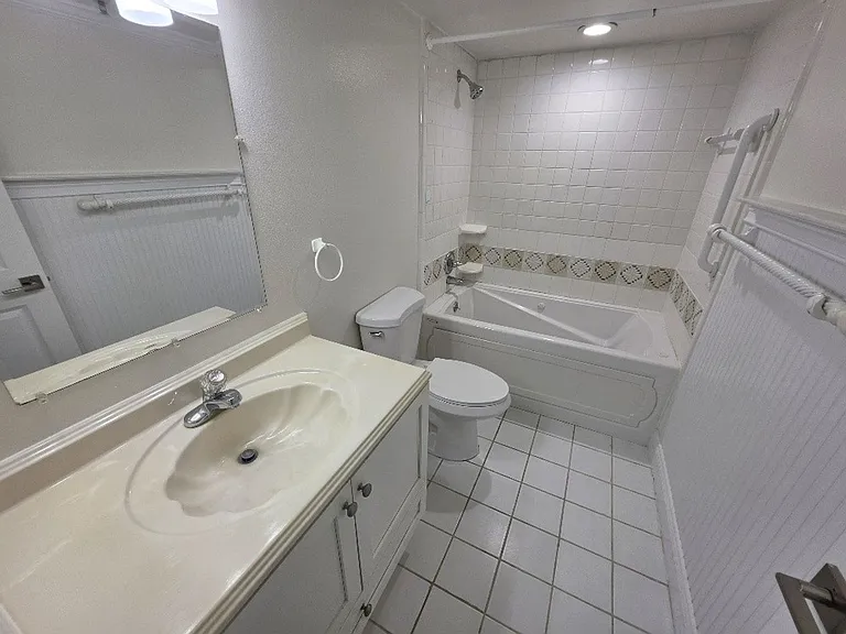 5301 S Atlantic Ave #11 — Photo 11