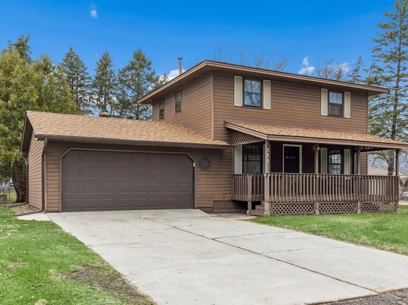 325 107th Ave NE, Blaine, MN 55434