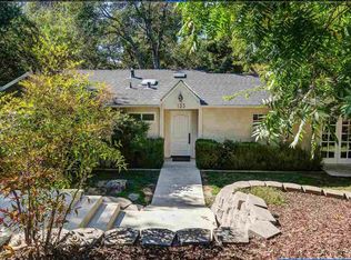 133 Glorietta Blvd, Orinda, CA 94563