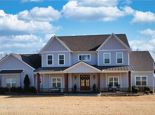 4105 Rolling Meadows Dr, Little Flock, AR 72756