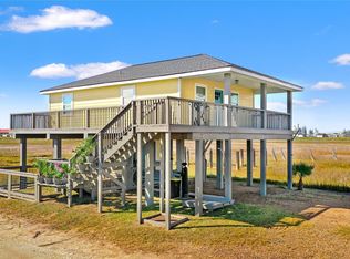715 Caisson St, Surfside Beach, TX 77541