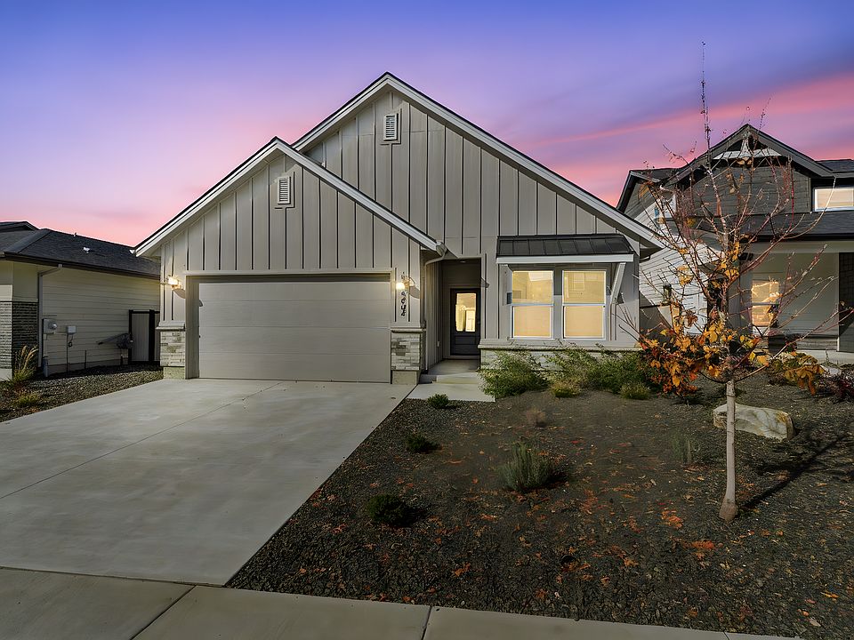 Single living w 4 bedrooms