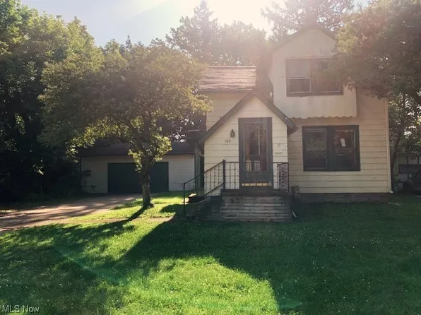 180 Beech St, Berea, OH 44017