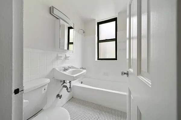 Rented by Cooper & Cooper Real Estate | media 12