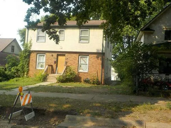 2409 Bryant Ave N, Minneapolis, MN 55411