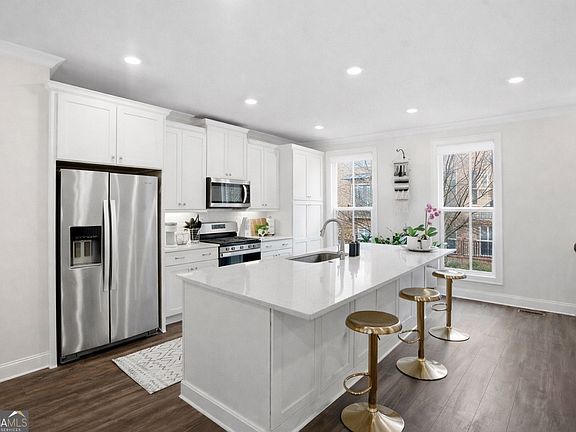 4th image of 3880 Prairie Field Xing