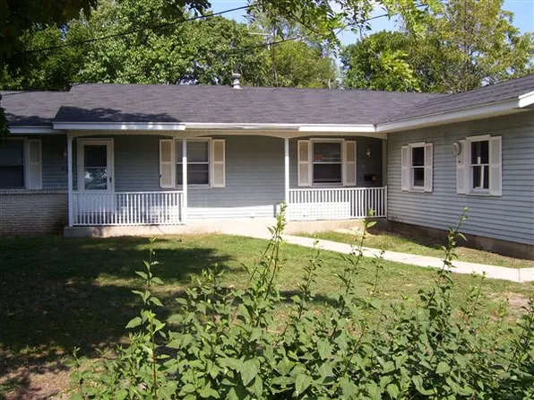 821 Fountain St NE, Grand Rapids, MI 49503