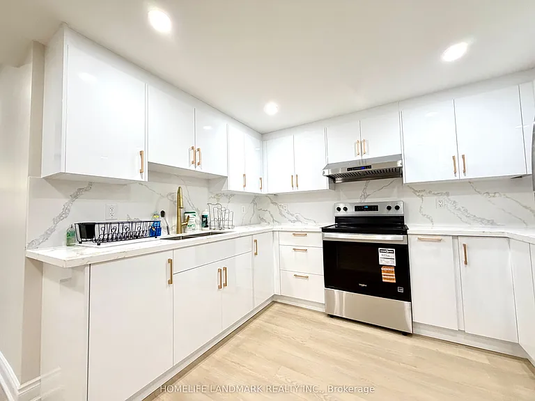 3380 Tudor Gate — Photo 10