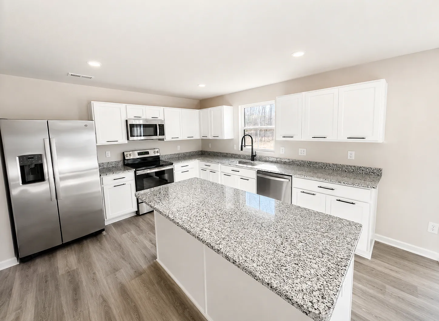 80 Hunting Wood Dr — Photo 4