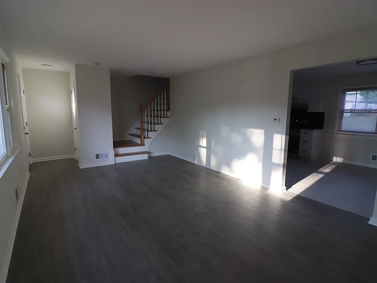 387 Gilbert St — Photo 6